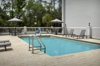 Spark by Hilton Tampa Brandon - parking