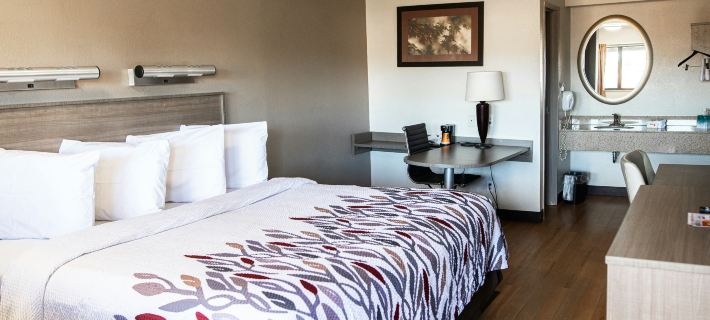 Red Roof Inn Rochester - Henrietta Hotels in Monroe County
