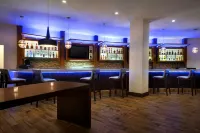 DoubleTree by Hilton Stamford - bar