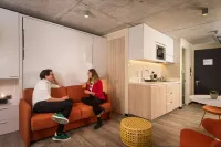 hUB Providencia - Rooftop Pools