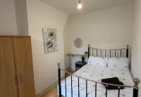 利物浦舒適寶石度假屋(Cosy Liverpool Gem for a Relaxing Getaway) - 2星級