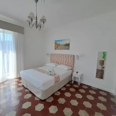 Relais Soleil Các khách sạn gần Phố Corso Italia