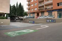 Ibis Styles Figueres Ronda - parking