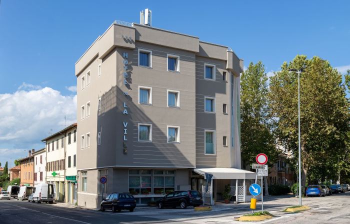 Hotel de La Ville Depandance di Hotel Augustus