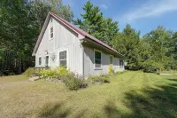 Maine Cottage Getaway, Close to Belfast & Hiking - 3-Star