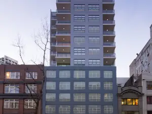 Zara Tower – Luxury Suites and Apartments