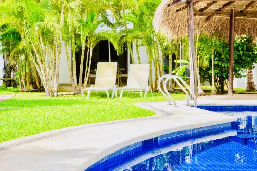 Playacar Deluxe Comfort Balcony Room with Swimming Pool Air Conditioning & Park - Homestays