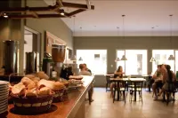 El Gualicho Hostel - Hostels