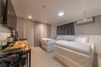 Siheung Hotel Am - 2-Star
