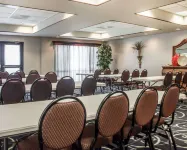 Holiday Inn Express & Suites Weatherford by IHG Hotels in Custer County