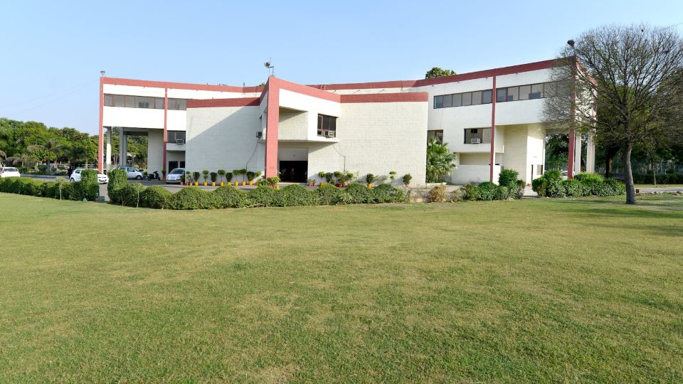 Karna Lake Tourist Resort
