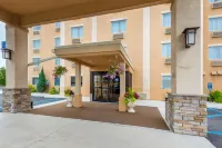 Comfort Inn & Suites Wilkes Barre - Arena Hotels in Luzerne County