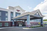 Hampton Inn by Hilton Kennebunk-Kennebunkport فنادق في Kennebunk