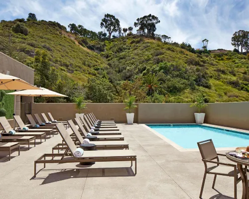 Hilton San Diego Mission Valley Hotels near SDCCU Stadium