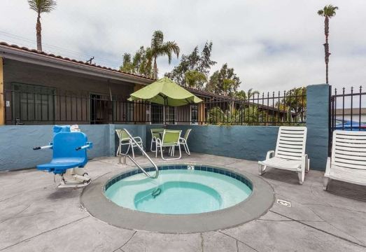 하워드 존슨 바이 윈덤