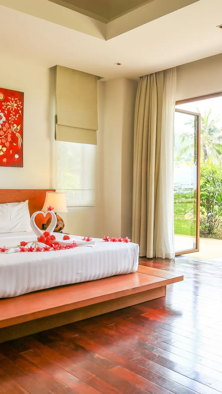 ห้องดีลักซ์ซันไรส์สวีท