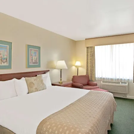 Ramada by Wyndham Draper