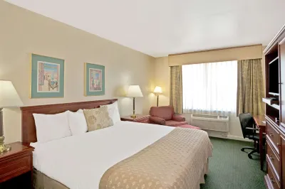 Ramada by Wyndham Draper Hotels in Draper