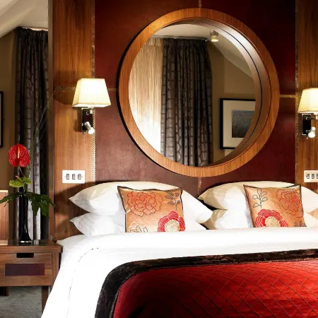Westport Plaza Hotel, Spa & Leisure