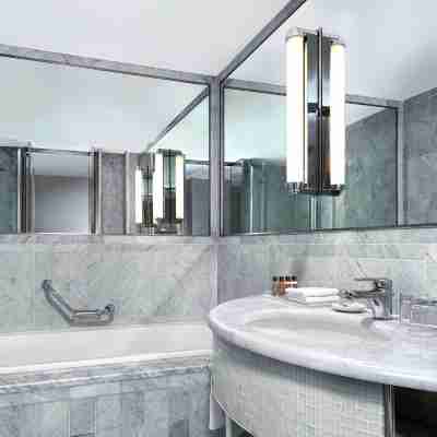 Sheraton Paris Charles de Gaulle Airport Hotel Rooms