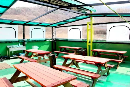 Gongju Sangsin Valley Pension Отели в г. Конджу