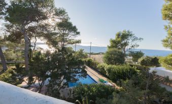 Casa Rosa - House with 3 Bedrooms, Big Private Pool and Wonderful Sea Views