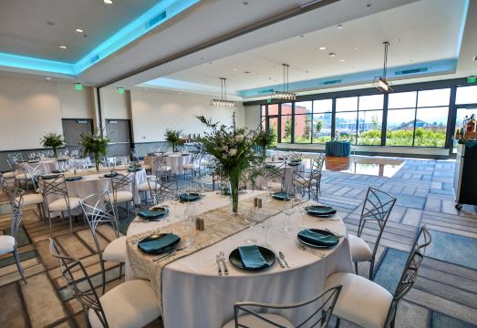 1. 호텔 인디고 에..