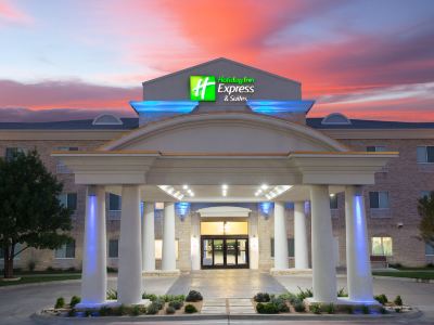 Holiday Inn Express & Suites AMARILLO by IHG