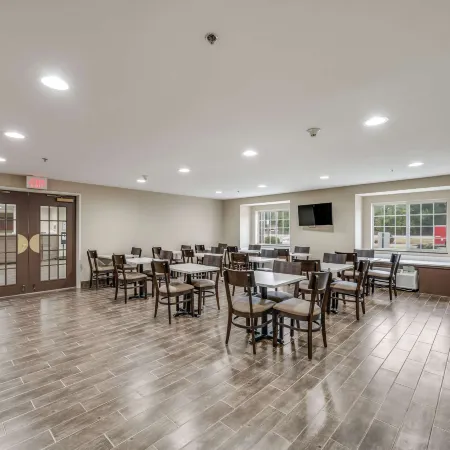 Sleep Inn & Suites