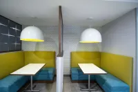 Hampton Inn & Suites by Hilton North Attleboro - breakfast