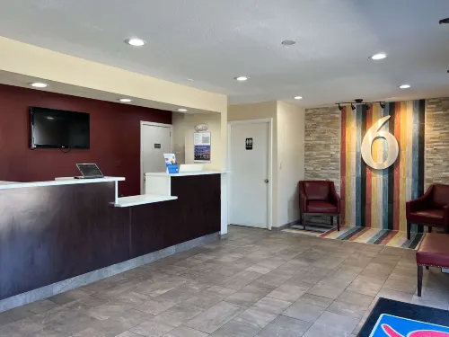 Motel 6 Hattiesburg, MS Các khách sạn ở Petal