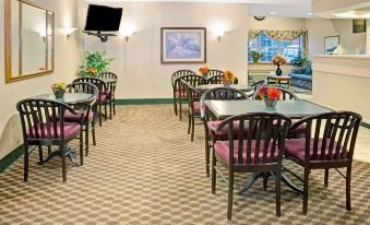 Microtel Inn & Suites by Wyndham Raleigh Durham Airport