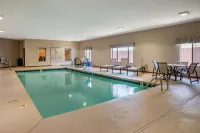 Best Western Troy Inn - Pools