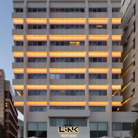 Link Hotel & Hub by Dan Hotels Отели рядом с достопримечательностью «Яффа»