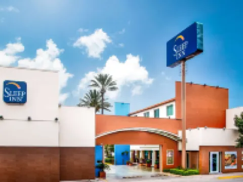 سليب إن مونتيري نورتي Hotels near ملعب مونتيري للبيسبول