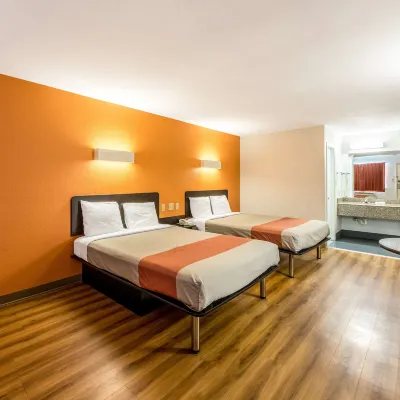 Motel 6 San Antonio, TX - South IH-10 East Hotels near Copernicus Park