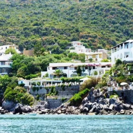 La Piazza Luxury Hotel & Spa