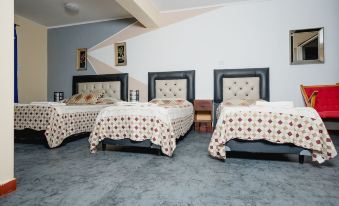 1. Hotel Ra..