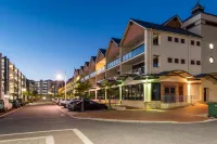 Dolphin Quay Apartments Hotel di Dawesville