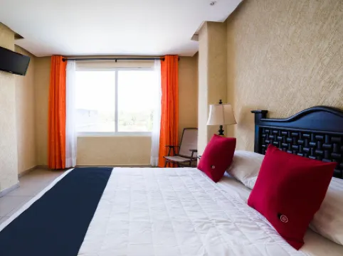 Capital O Hotel Los Caracoles, Acapulco