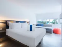 COSI Pattaya Wong Amat Beach Hotels near Mum Aroi Naklua