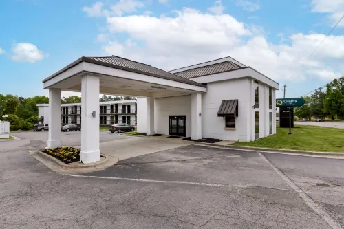 Quality Inn - Roxboro South Hotels in Roxboro