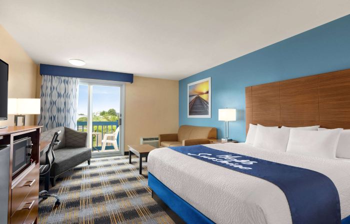 Days Inn by Wyndham Middletown/Newport Area