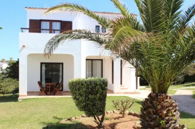 يوكاس هومز مينوركا Hotels near Es Bot - Algaiarens
