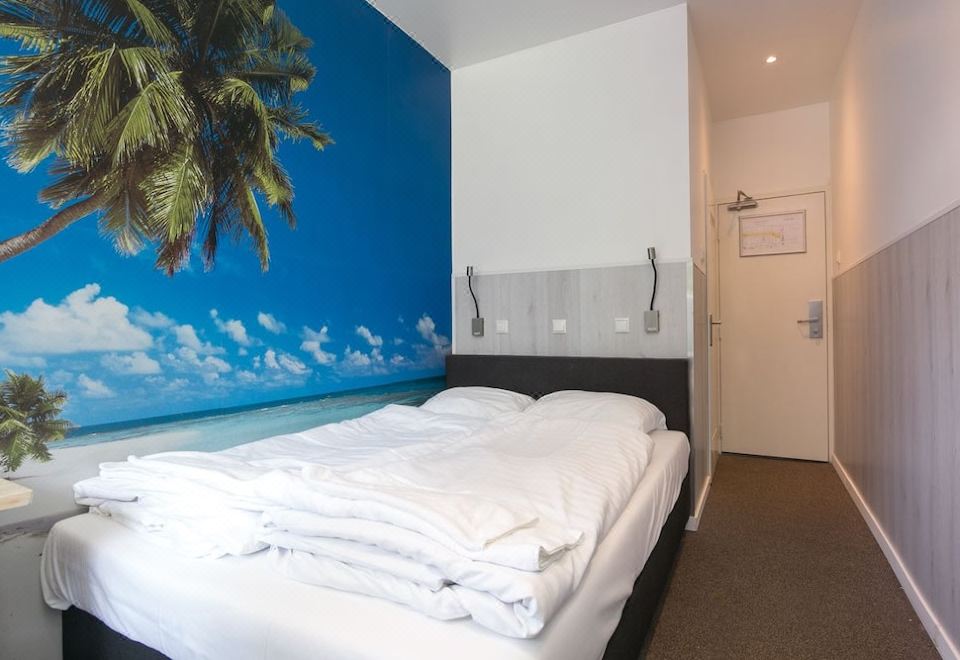 버짓 트리아농 호텔