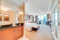 Jet Luxury at the Signature Condo Hotel