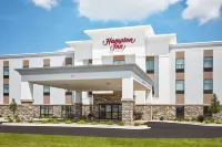 Hampton Inn Fond du Lac, WI Отели в г. Фонд дю Лак