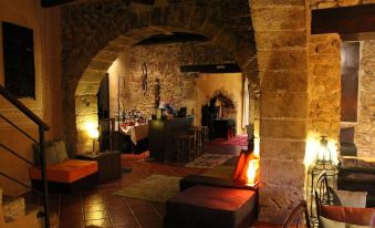 Hotel Peralta - Adults Only - Housity