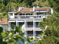 O'Cub Hotel Hotels in Villeneuve-lès-Avignon