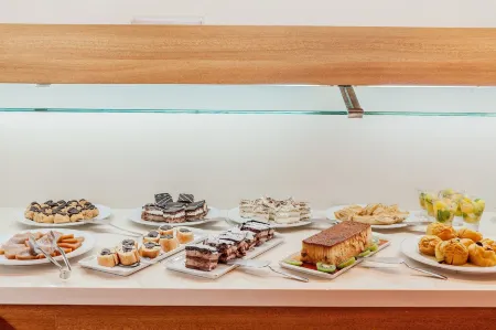 Parador de Manzanares Отели в г. Мансанарес